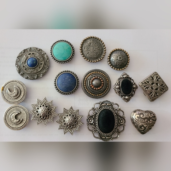 Vintage LOT 14 Snap Open Button Covers Star Moon Heart and more designs - Picture 5 of 16